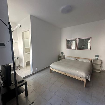 Giuditta B&B Stanza Cirie Bagian luar foto